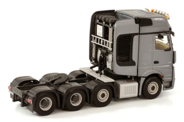 Mercedes-Benz Actros MP5 GigaSpace 8x4 - Image 2